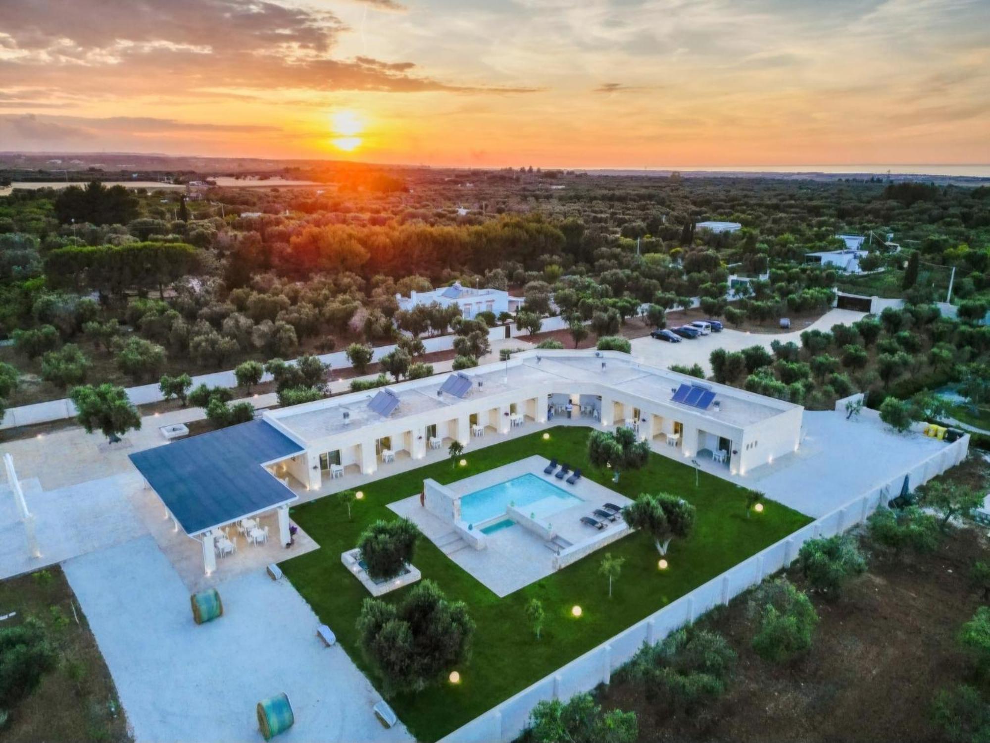 Tenuta Sante Serranova Exterior photo